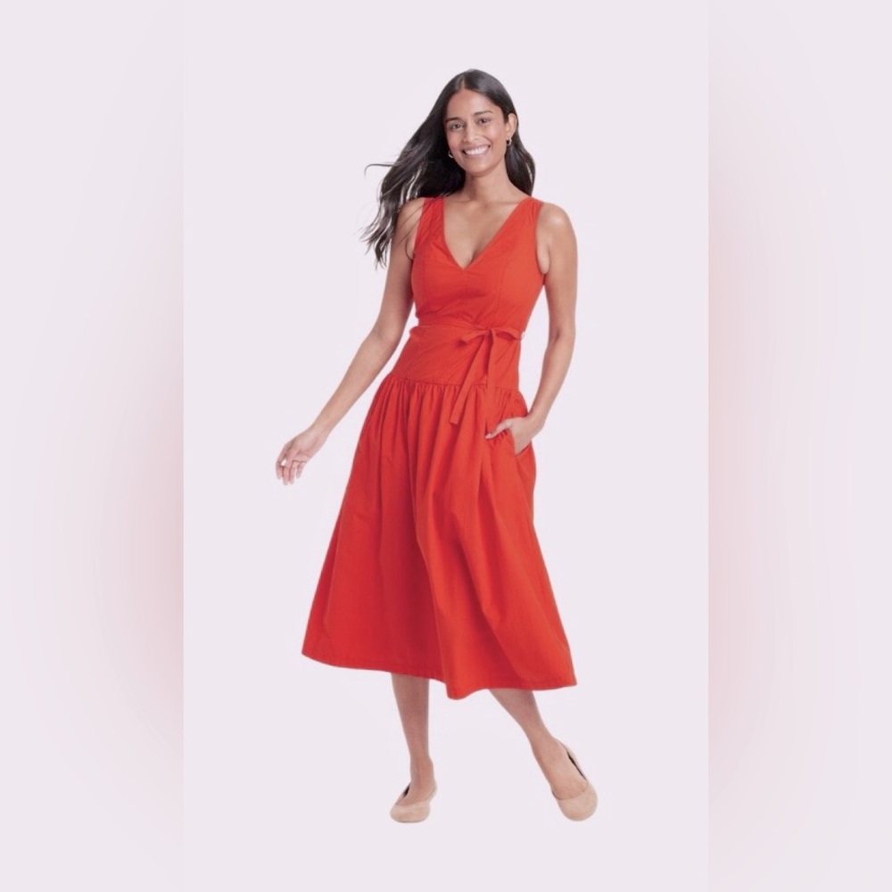 Sleeveless V-Neck Coral Tie-Waist Midi Dress